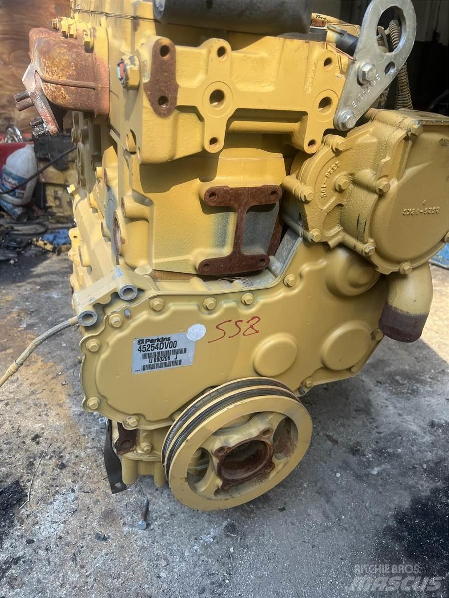 CAT C4.4 Engines