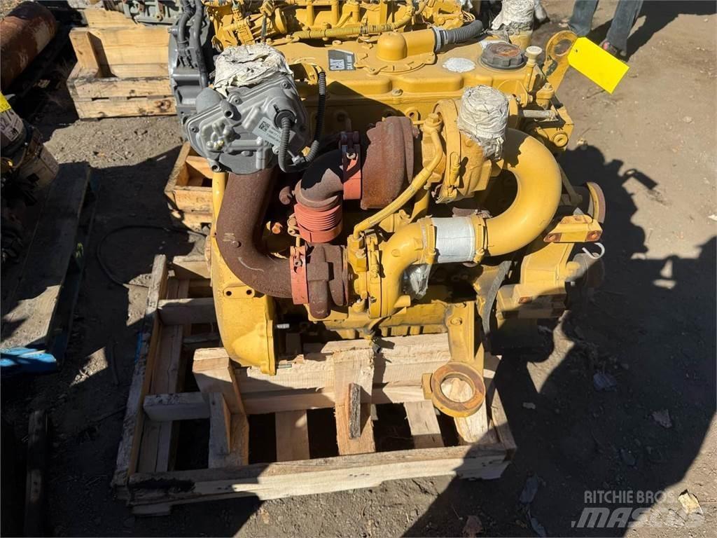 CAT C4.4 Engines