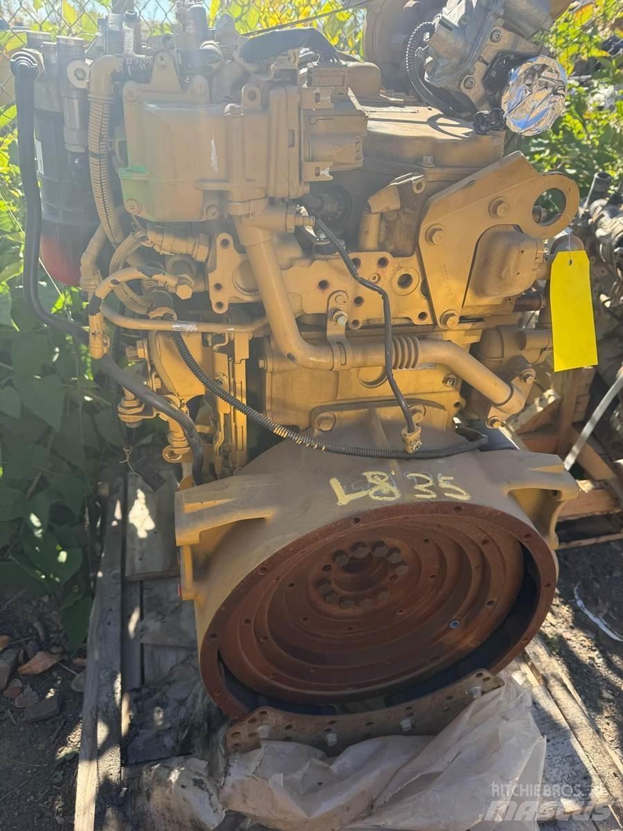CAT C4.4 Engines