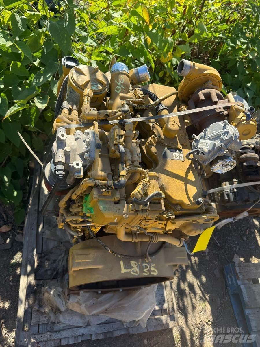 CAT C4.4 Engines