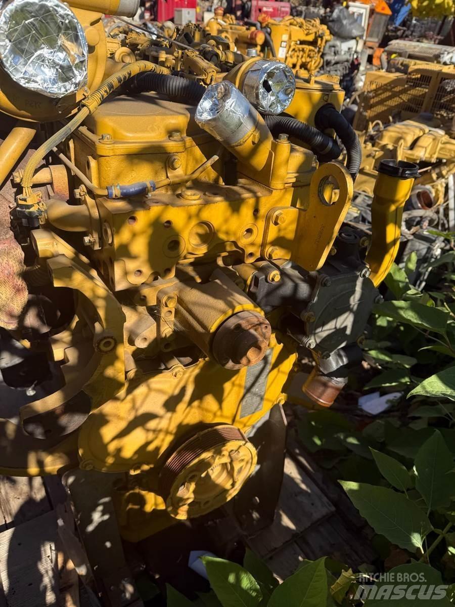 CAT C4.4 Engines