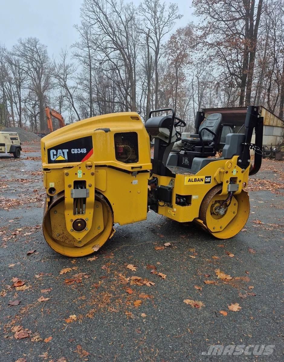 CAT CB34B Single drum rollers