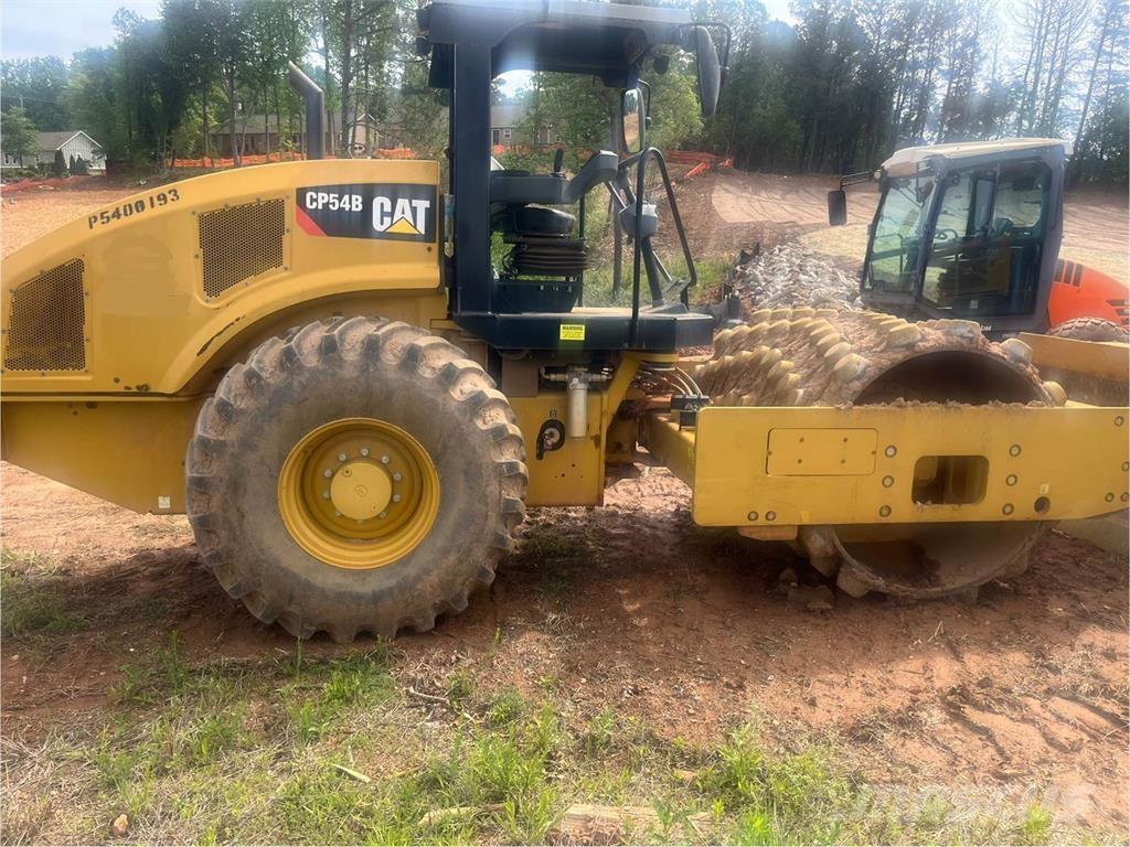 CAT CP54B Soil compactors