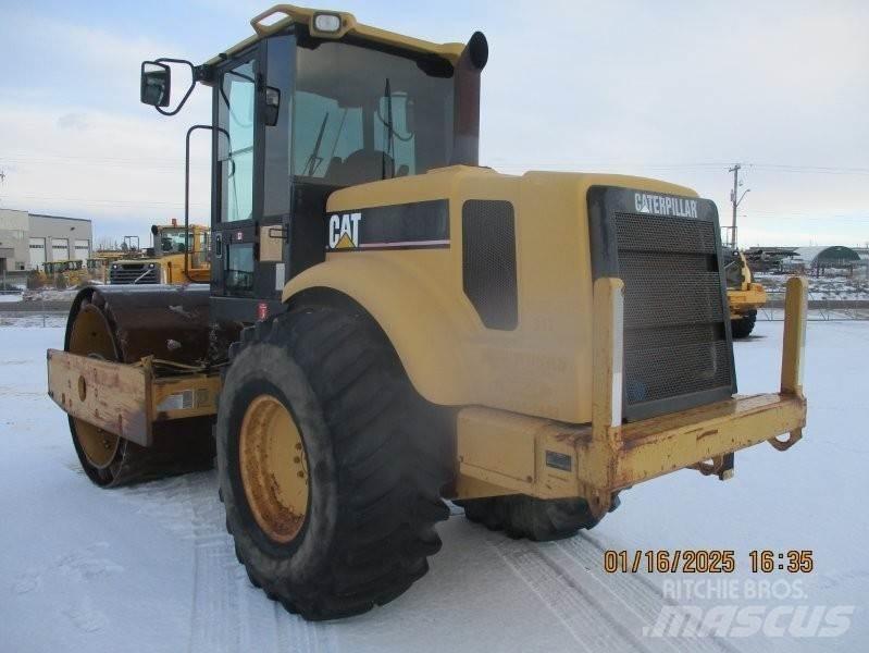 CAT CP563D Towed vibratory rollers
