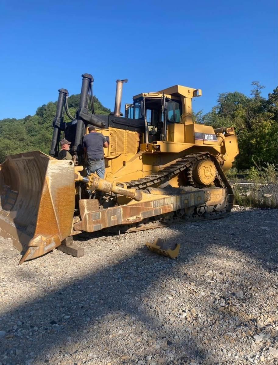 CAT D10R Crawler dozers