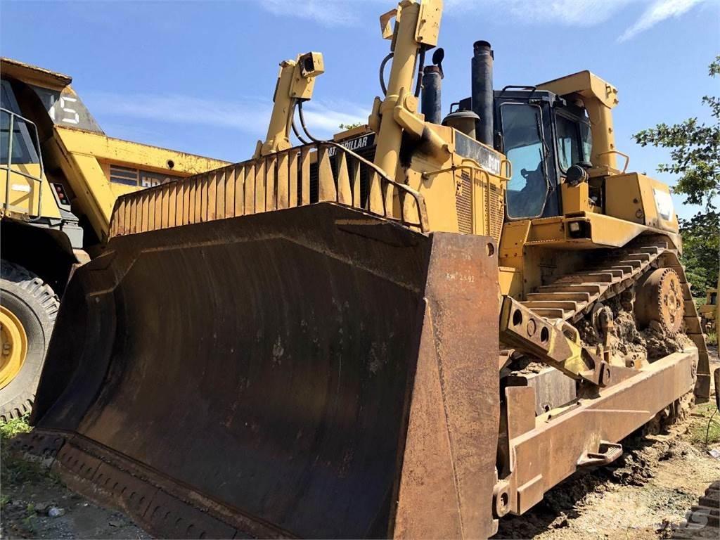 CAT D10T Crawler dozers