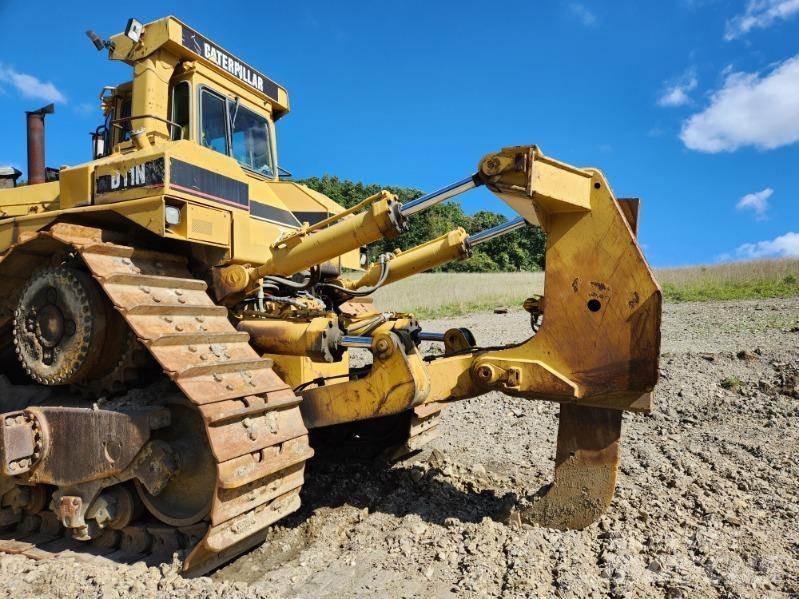 CAT D11N Crawler dozers