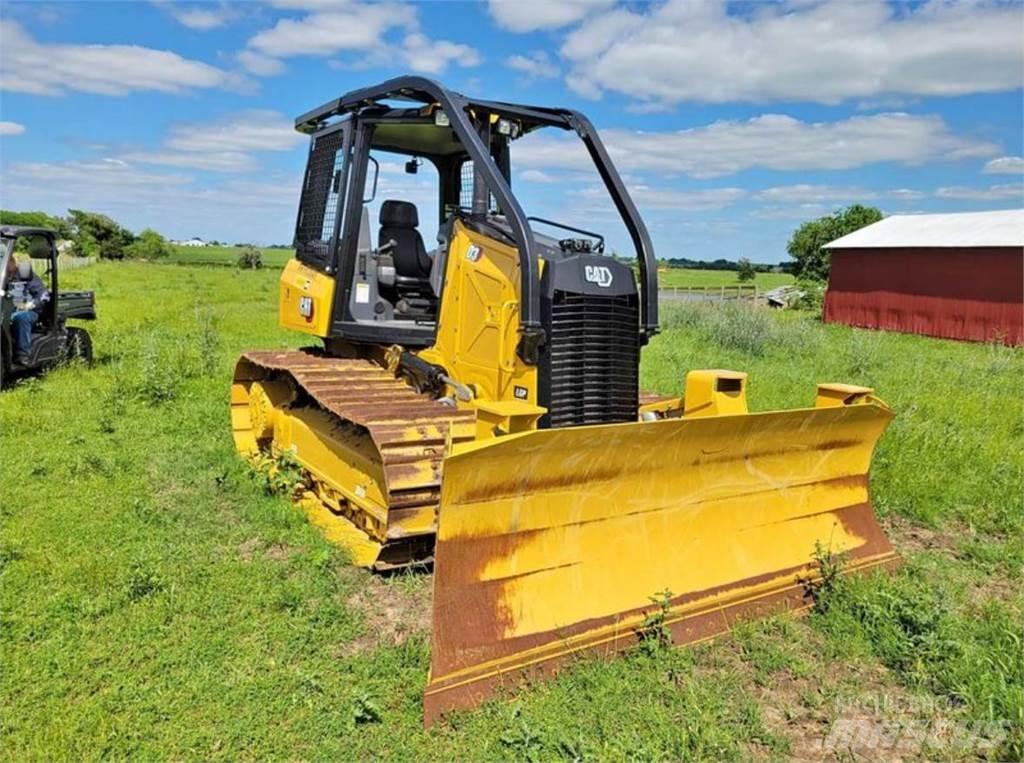 CAT D3 Crawler dozers