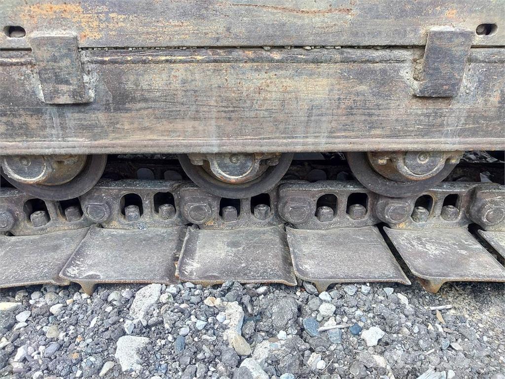 CAT D3B Crawler dozers