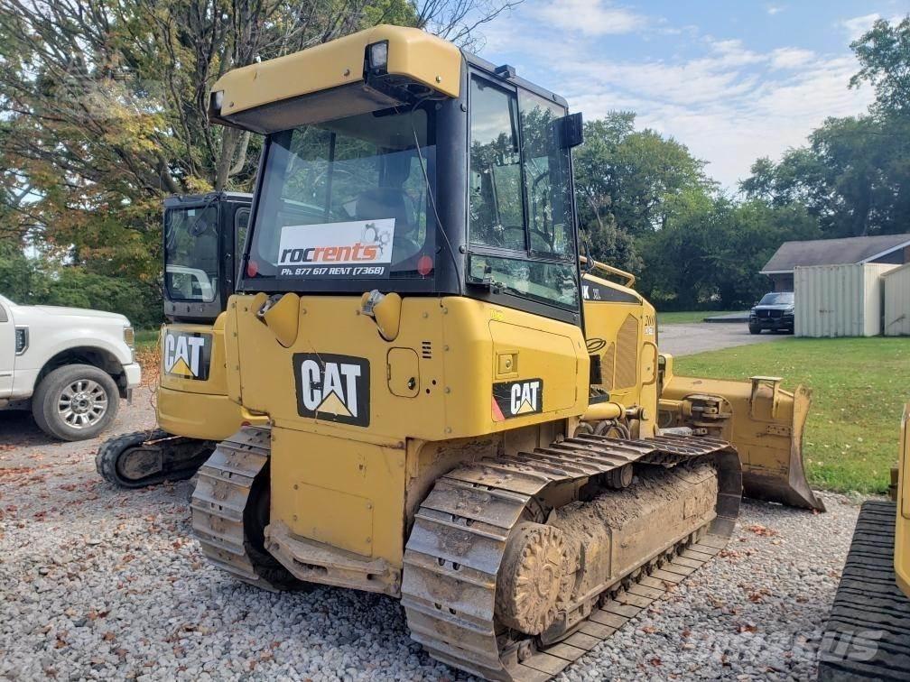CAT D4K XL Crawler dozers