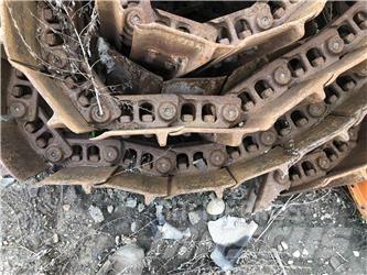 CAT D5C Tracks, chains and undercarriage