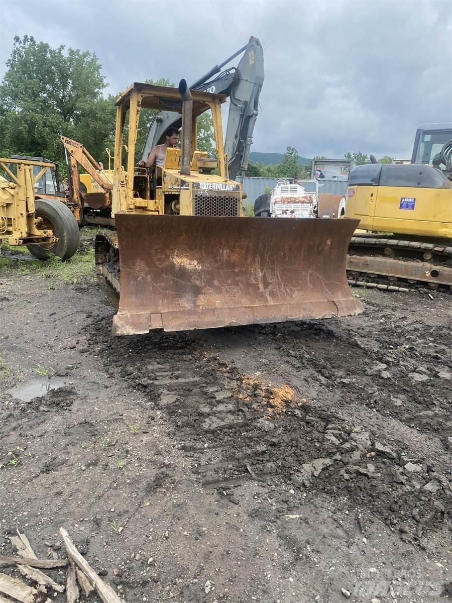 CAT D5C Crawler dozers