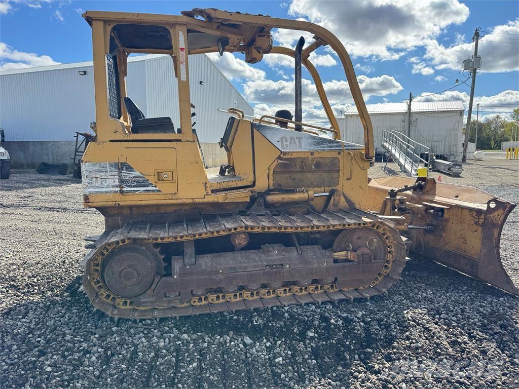 CAT D5G XL Crawler dozers