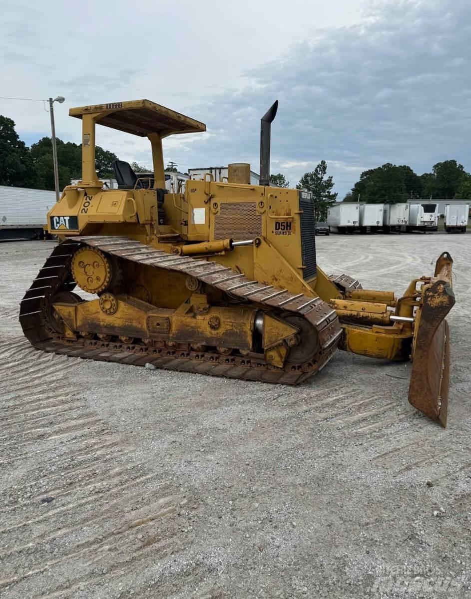 CAT D5H II Crawler dozers