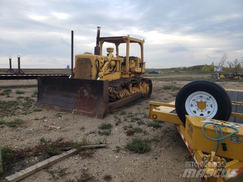 CAT D6C Crawler dozers