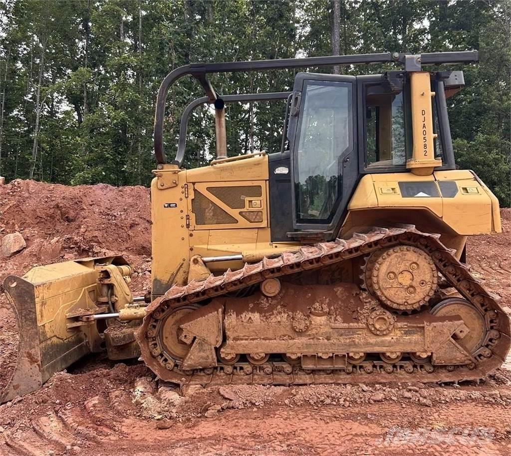 CAT D6N XL Crawler dozers