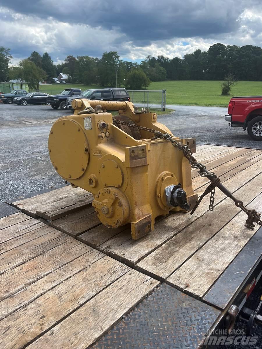 CAT D6T Crawler dozers
