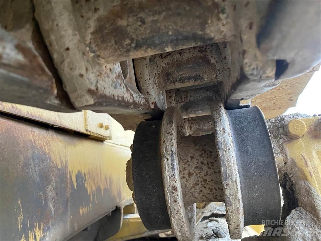CAT D7E Crawler dozers