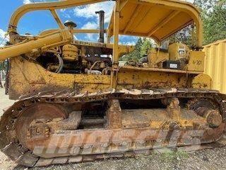 CAT D8H Crawler dozers