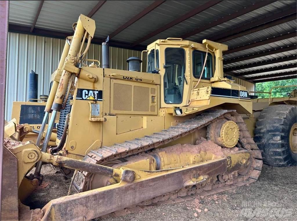 CAT D8N Crawler dozers