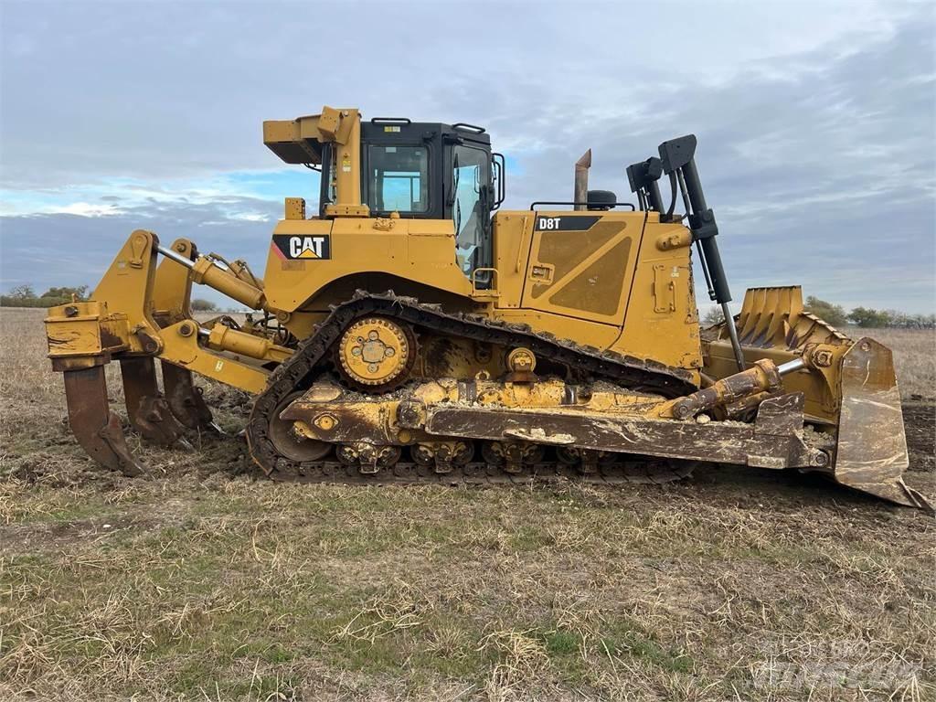 CAT D8T Crawler dozers
