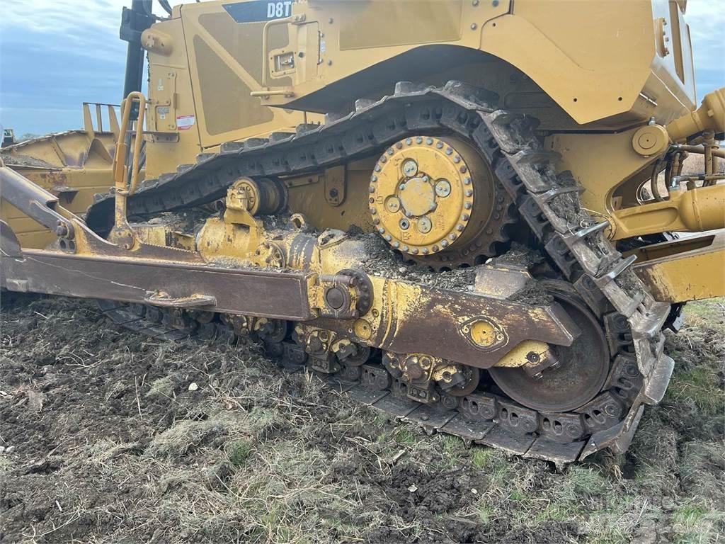 CAT D8T Crawler dozers
