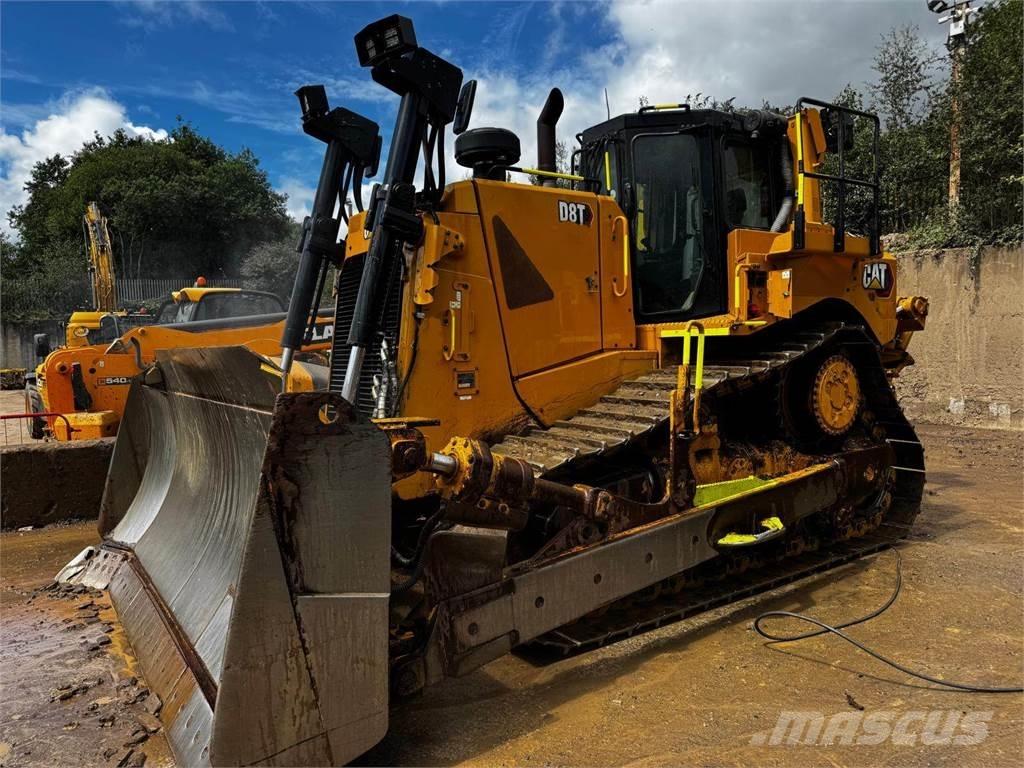 CAT D8T Crawler dozers