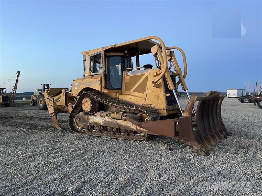 CAT D8T A Crawler dozers