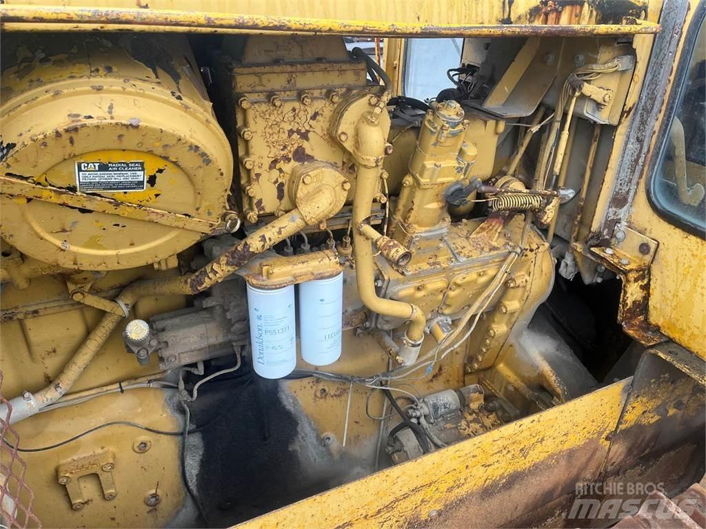 CAT D9H Crawler dozers