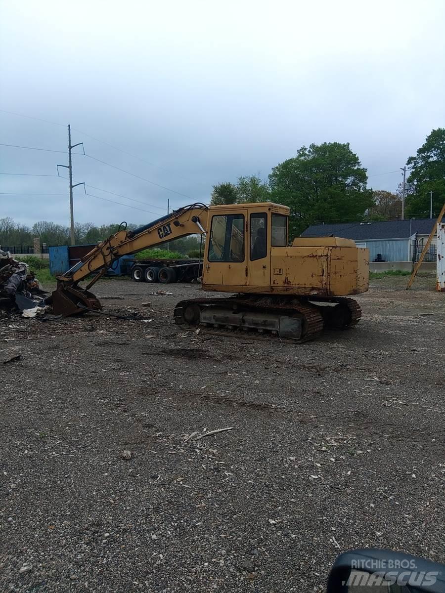 CAT E110B Crawler excavators
