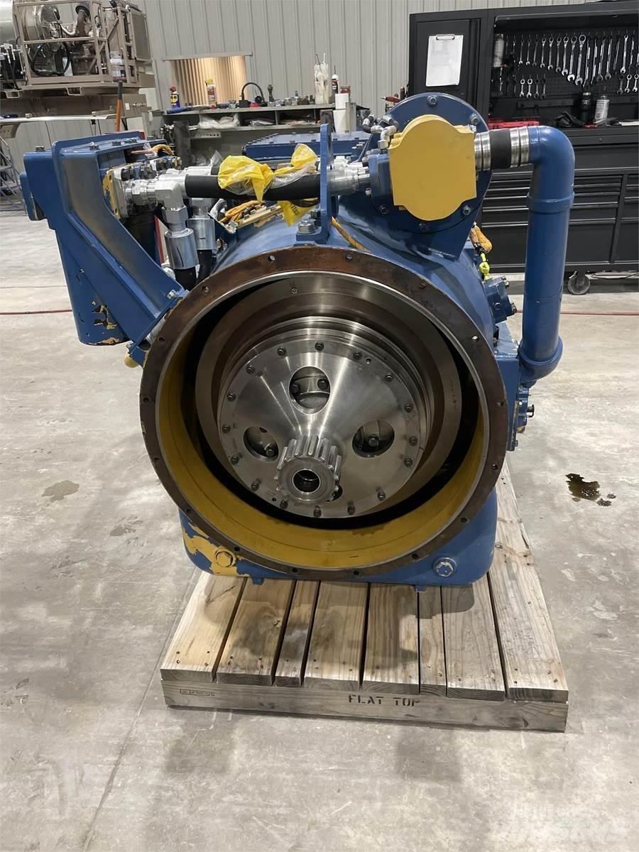 CAT TH55 Gearboxes