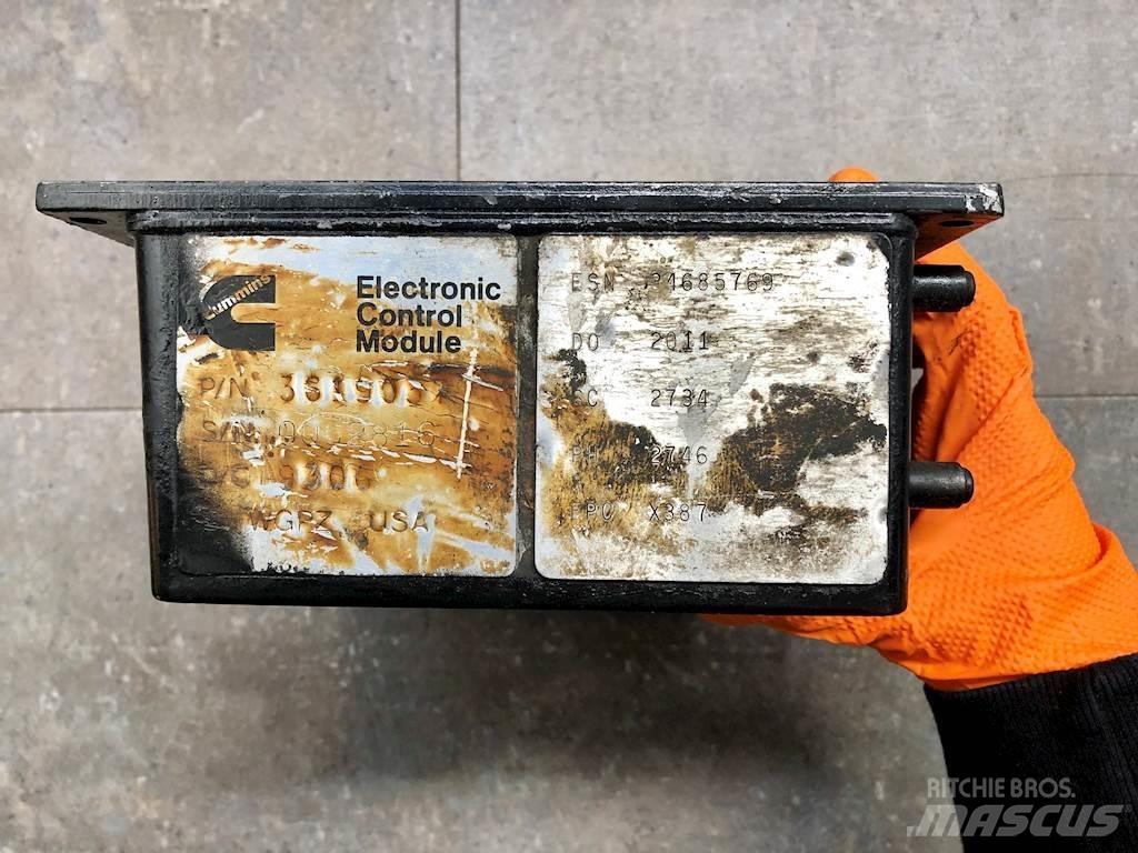 Cummins L10 Electronics