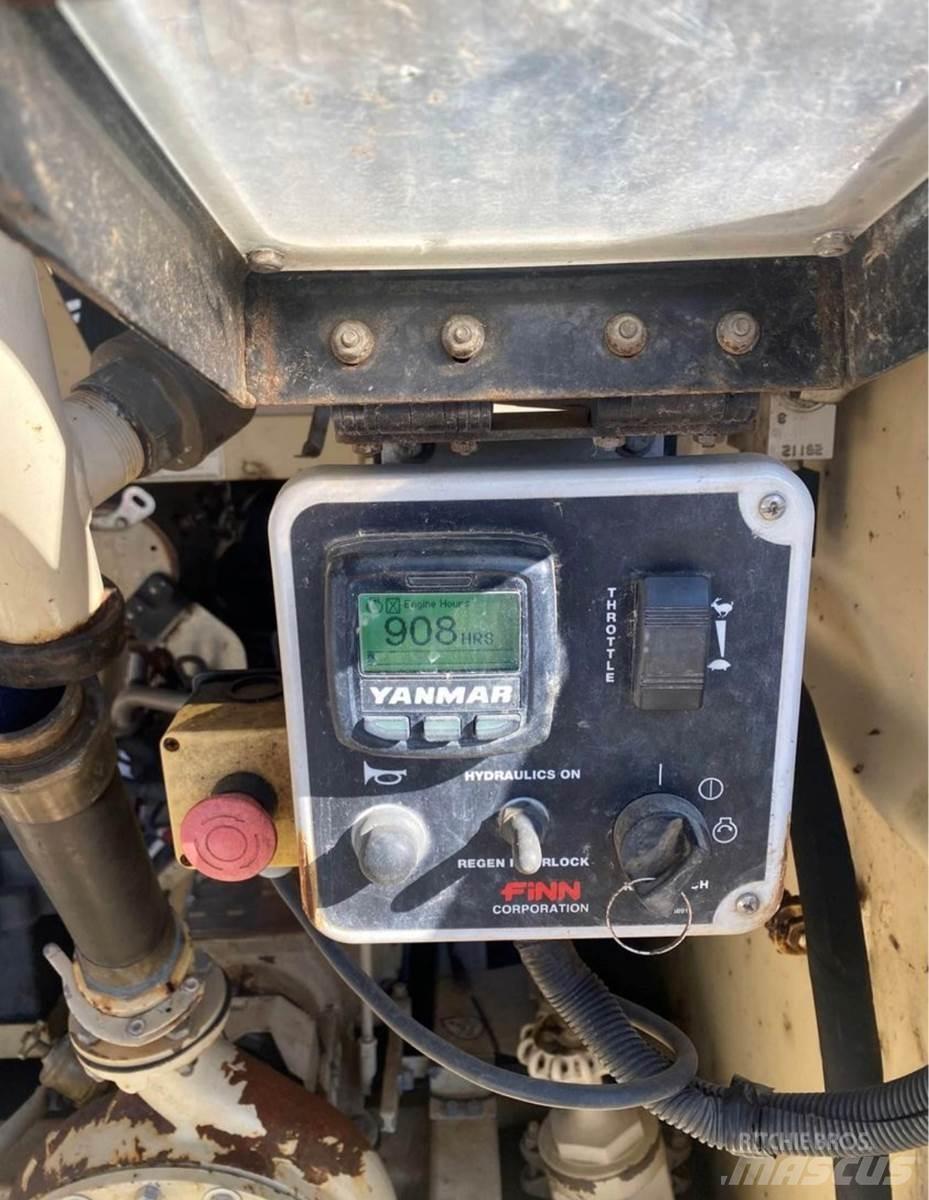 Finn T120 Hopper equipment, blowers and elevators