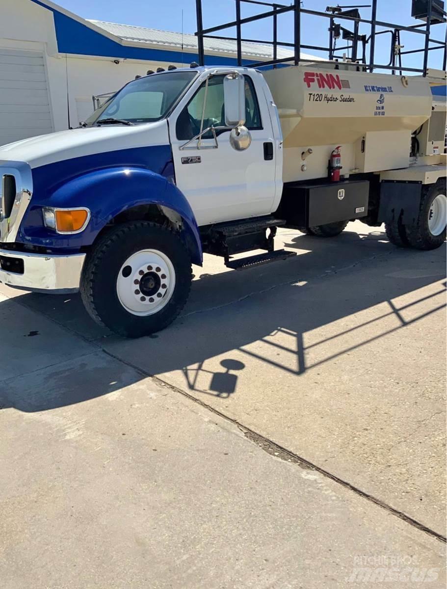 Finn T120 Hopper equipment, blowers and elevators
