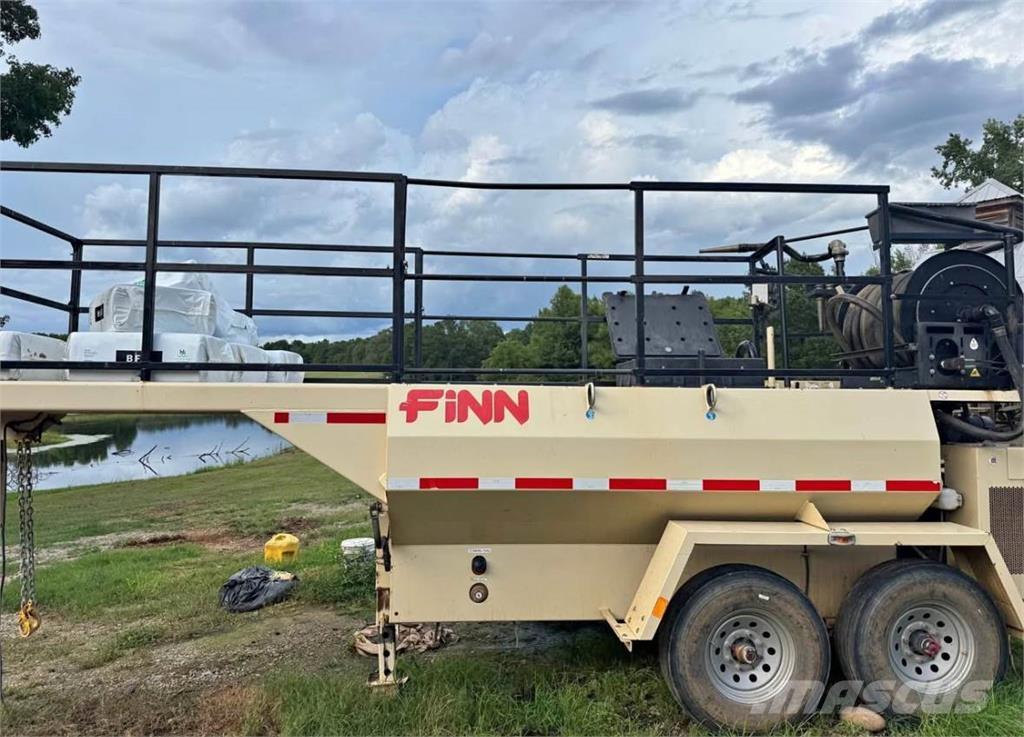 Finn T120 Hopper equipment, blowers and elevators