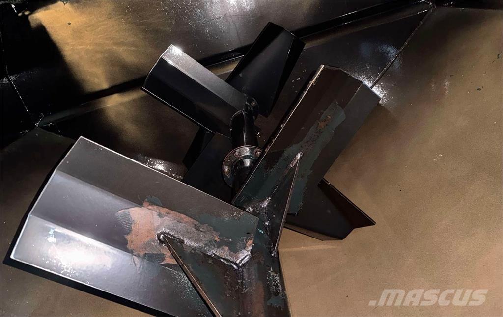 Finn T120 Hopper equipment, blowers and elevators