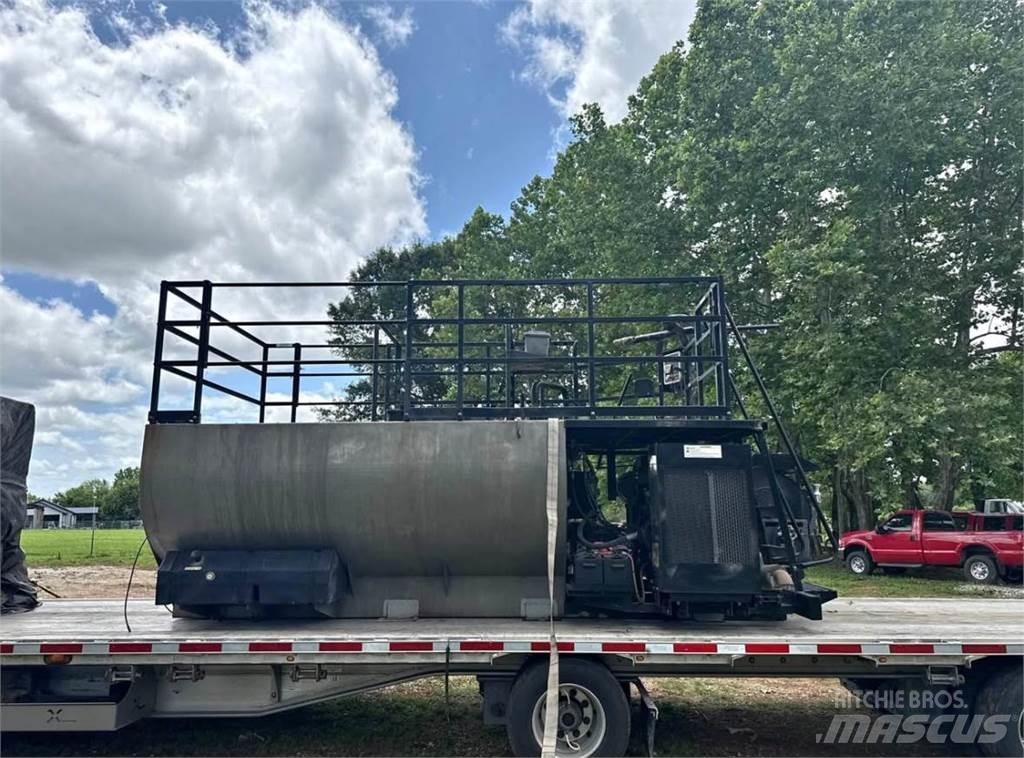Finn T170 Hopper equipment, blowers and elevators