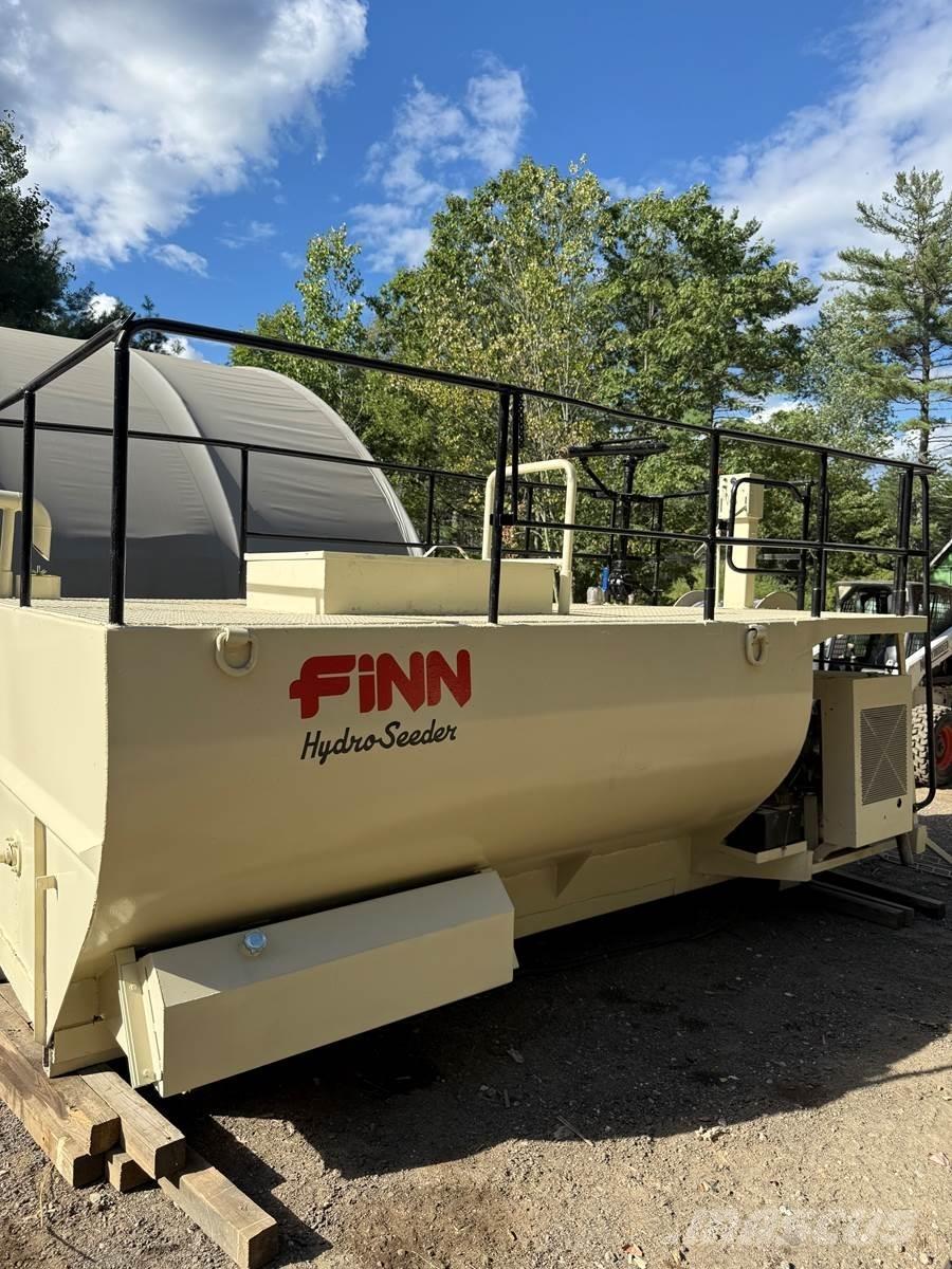 Finn T170 Hopper equipment, blowers and elevators