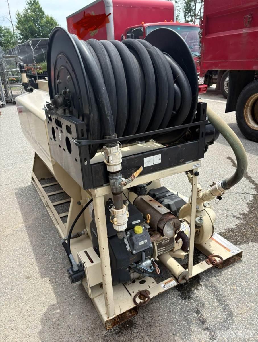 Finn T30 Hopper equipment, blowers and elevators