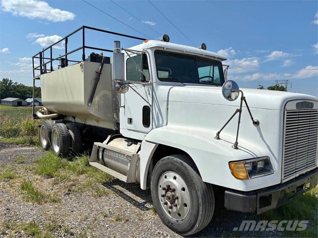 Finn T330 Hopper equipment, blowers and elevators