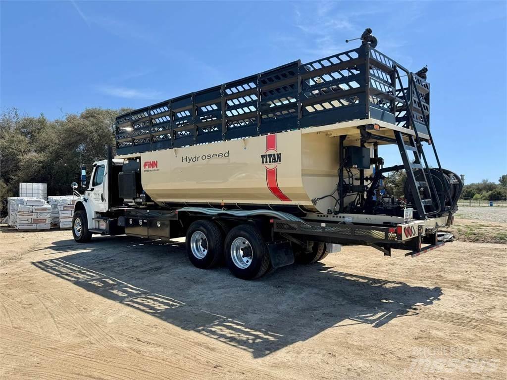 Finn T400 Hopper equipment, blowers and elevators