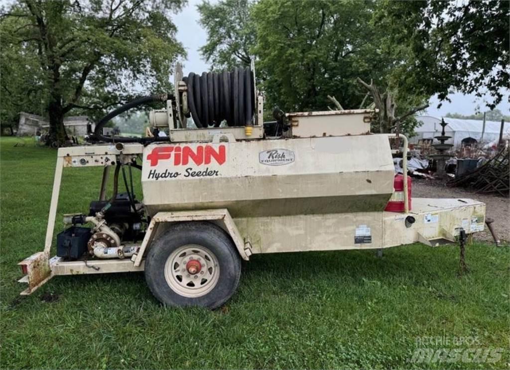 Finn T60T Hopper equipment, blowers and elevators