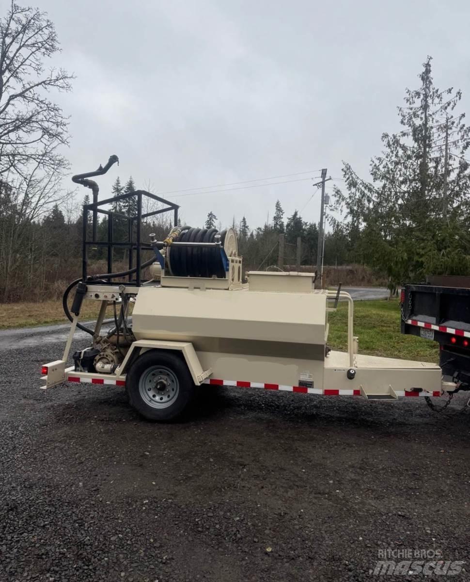 Finn T60T Hopper equipment, blowers and elevators