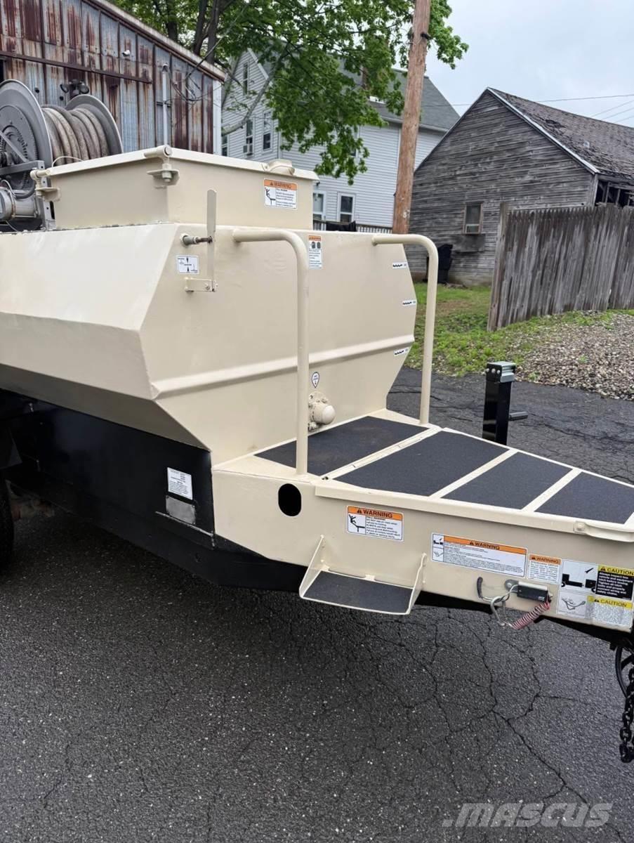 Finn T60T Hopper equipment, blowers and elevators