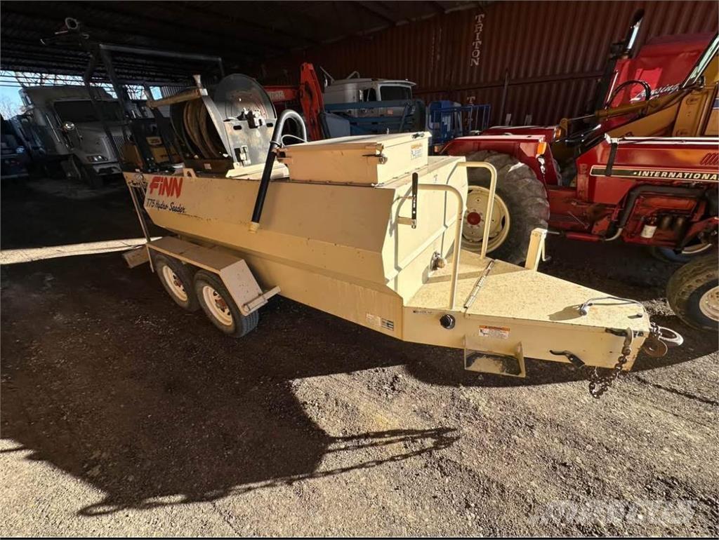 Finn T75T Hopper equipment, blowers and elevators