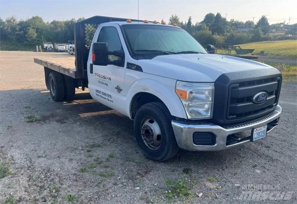 Ford F-350 Flatbed / Dropside trucks