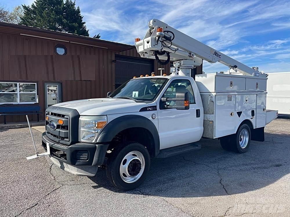 Ford F-450 Truck mounted platforms