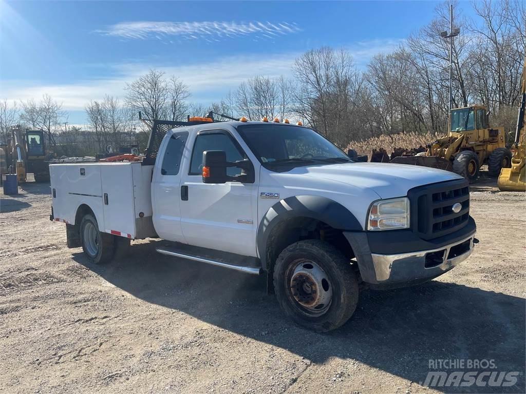Ford F-450 Municipal / general purpose vehicles
