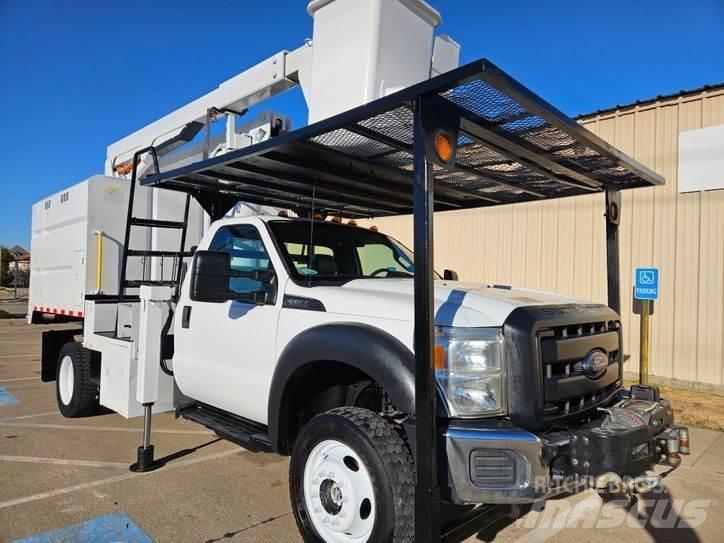 Ford F-550 Truck mounted platforms