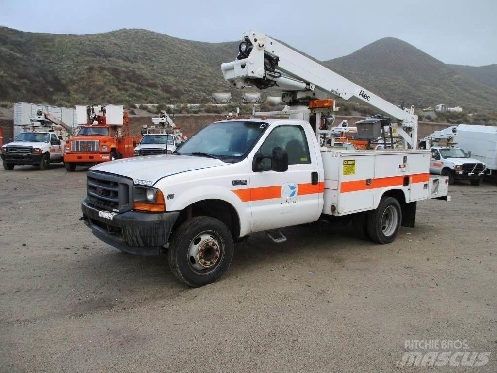 Ford F-550 Truck mounted platforms
